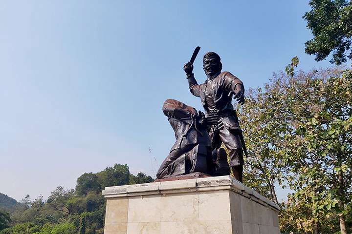 Monumen Kresek