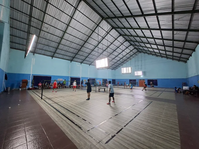 lapangan GOR badminton