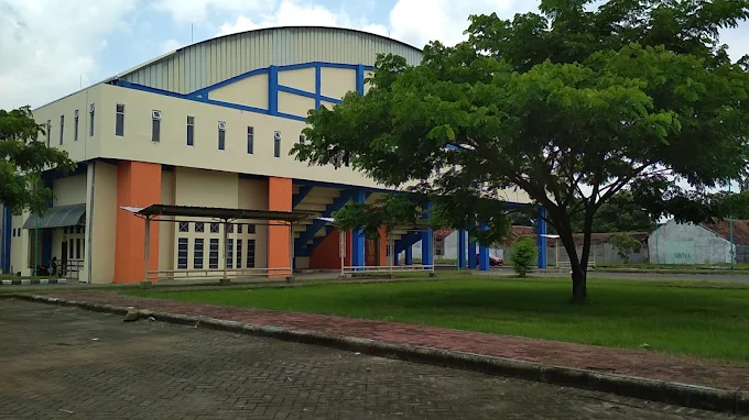 lapangan GOR badminton